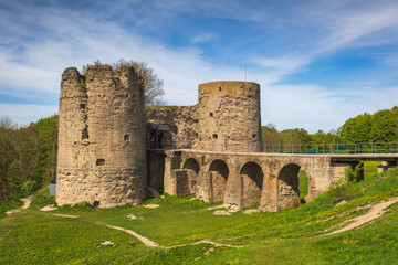 Fototapeta na wymiar View to the entrance of Koporye Fortress