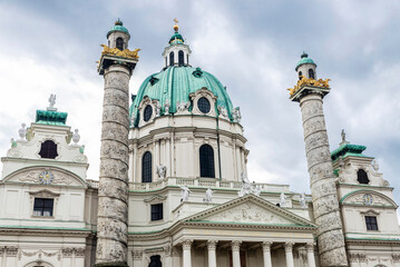 Fototapeta na wymiar Karlskirche or St. Charles Church in Vienna, Austria