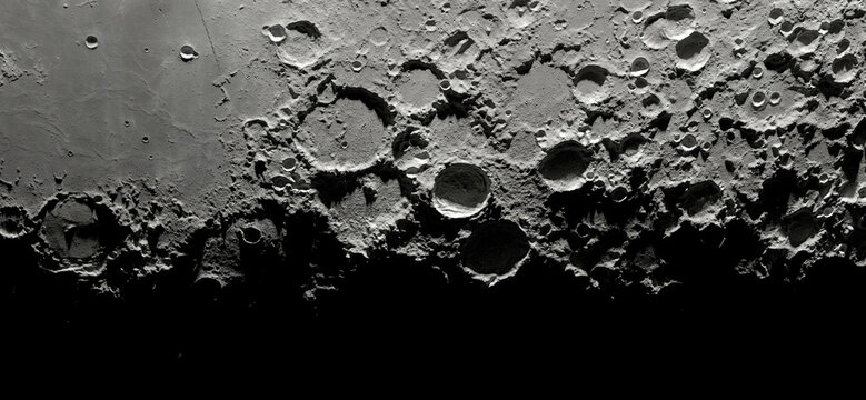 d&eacute;tails de la surface de la lune - rendu 3D - texture fournies par la nasa