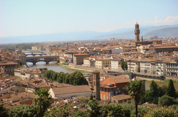 Obraz premium Panoramic view of the city and river on the sunny day. Florence. Italy.