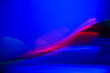 美しい青色で模様を表現しました。