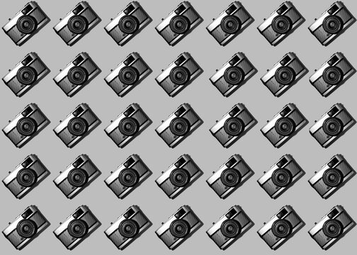 Three dimensional pattern of rows of cameras