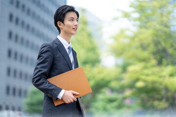 ビジネスマンの横顔