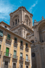 Campanario de la catedral de Granada visto desde la plaza de las Pasiegas, España