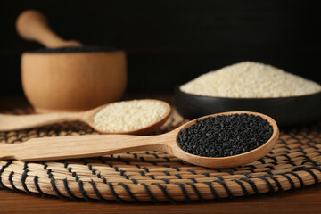 Black and white sesame seeds on wicker mat