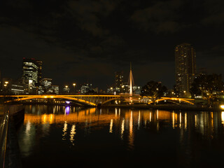 Fototapeta na wymiar 天神橋ウォーターフロント オレンジ色の夜景