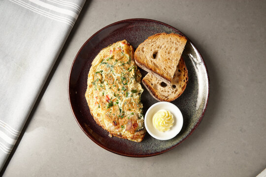 Scrambled eggs omelette with toast