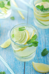 Glasses with lemon and lime lemonade