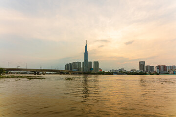 Fototapeta premium Beautiful Sunset at Landmarks 81 Ho Chi Minh City, the tallest building in Vietnam