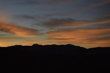 Obraz premium sunsrise over the mountains