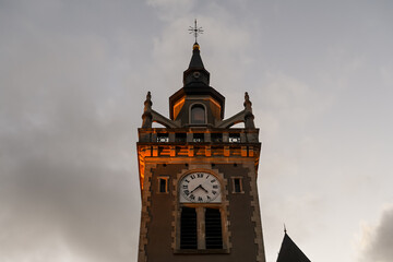 Obraz premium Belgique Wallonie Lorraine Arlon nuit eglise religion clocher Belevedere Saint Donat