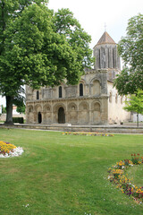 Fototapeta na wymiar our lady church in surgères (france)