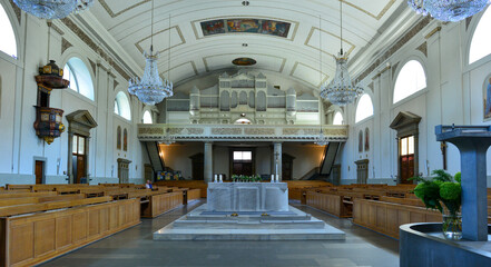 Innenansicht Pfarrkirche Dornbirn-St. Martin (Vorarlberg, Österreich)