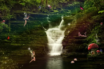 Fotobehang Feeën en elfen Feeën bij betoverende waterval  © Angie