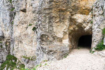 Road of the 52 tunnels