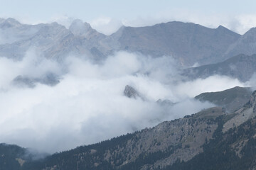 Lagos de alta montaña en Astún