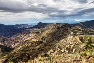 Gran Canaria hiking route Cruz de Tejeda to Artenara, view into Caldera de Tejeda, Canary Islands, Spain