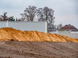 Erdaushub auf Baustelle