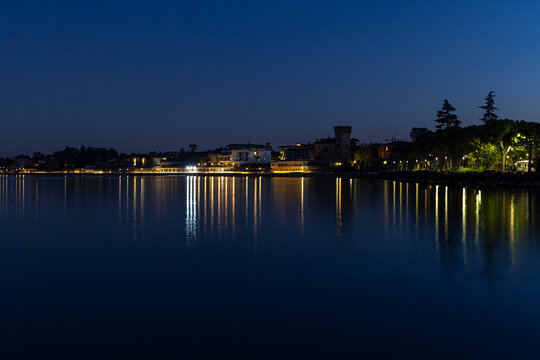 night photography of Desenzano del Garda