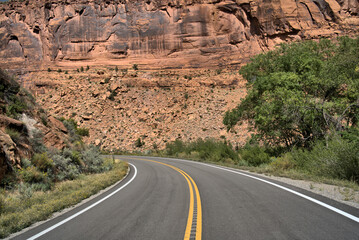 Road trip thru colorful Arizona canyons