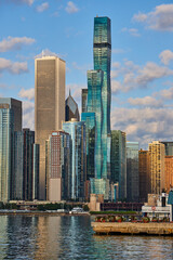 Obraz na płótnie Canvas Stunning skyscraper detail by lake in Chicago