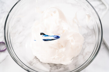 Unicorn meringue cookies
