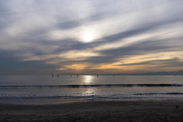 (神奈川県ｰ風景)材木座海岸から見渡す夕暮れ２