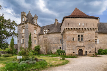 Fototapeta na wymiar Chateau de Cenevieres, France