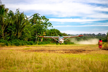 Despegando en pistas de la Región Amazónica del Ecuador