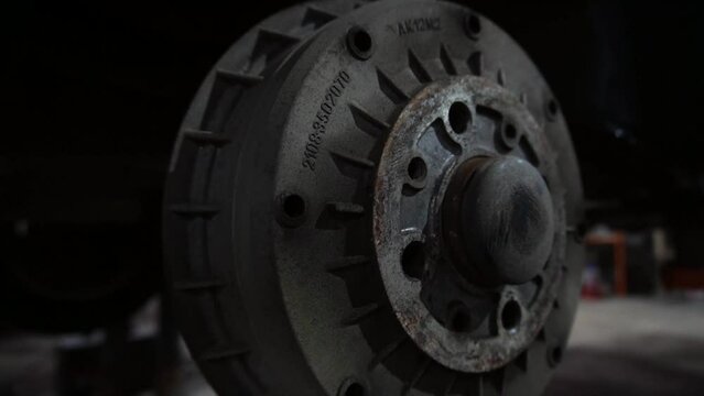 car repair, installation of rear disc brakes instead of drums, welding, locksmith and turning works