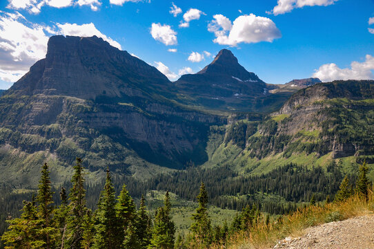 mountains in glacier national park
