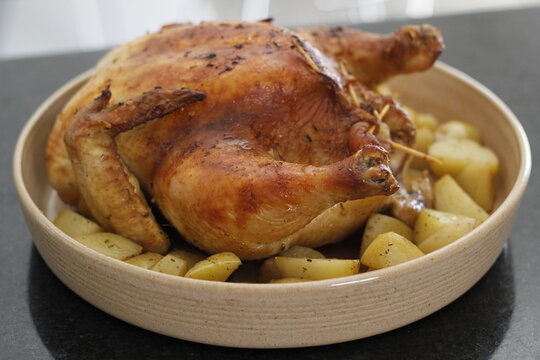 Frango Assado com Batatas