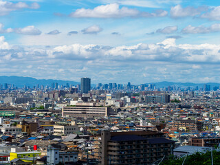 Fototapeta na wymiar 大阪の市街地とビル群の風景