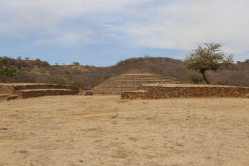 Guachimontones