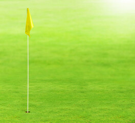 Obraz premium Golf course with green grass