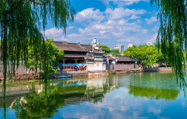 Fototapeta na wymiar Lake Scenery of Tianyi Museum, Ningbo, Zhejiang, China