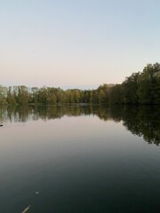 Fototapeta na wymiar lake in the morning