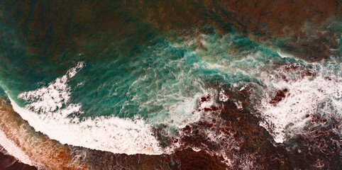 Drohnenaufnahme,Meeresbrandung am Strand von Praia dos Mosteiros,Mosteiros,Insel Sao Miguel,...