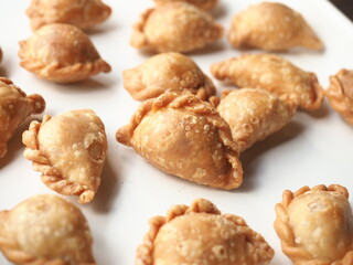 mini curry puff
