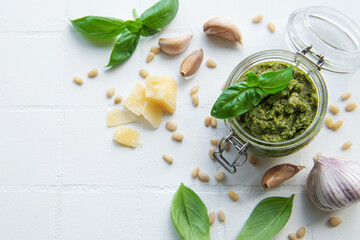 Green basil pesto