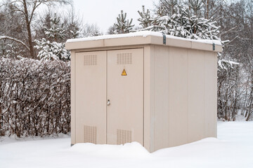 Locked outdoor electric high voltage distribution cabinet