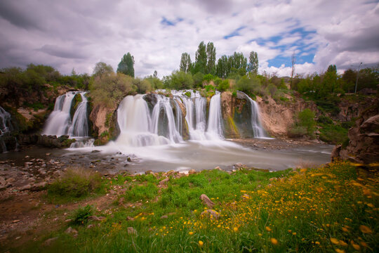 A view of Muradiye Waterfall and its surroundings in Van province of Turkey © Samet