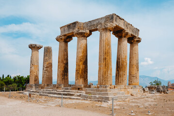 the famous Temple of Apollo, Corinth, Greece - obrazy, fototapety, plakaty