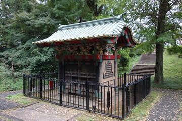 不動寺　徳川秀忠の継室浅井長政の3女お江与の方達子(崇源院)霊牌所の丁子門(旧増上寺)　埼玉県　所沢市