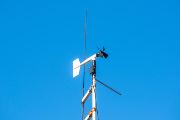 Obraz premium Anemometer is a device used for measuring the speed of wind, and is also a common weather station instrument.