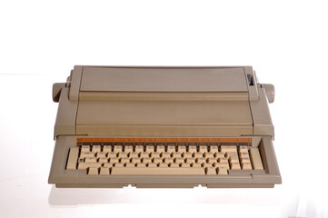 maquina antiga de escrever digitar analogico 