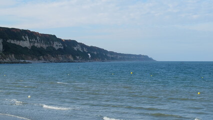 Nomandie K&uuml;ste mit Kitesurfer