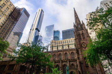 Fototapeta na wymiar Trinity Church in the lower Manhattan in New York City.