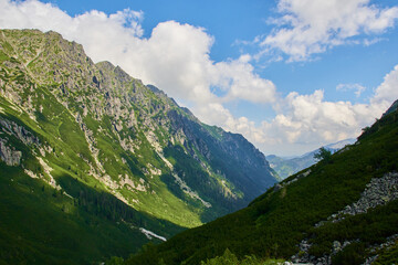 Fototapeta na wymiar Beautiful mountain landscape. Polish mountains. Summer in the mountains.