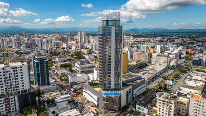 Obraz premium Vista aerea de la ciudad de Santo Domingo, Distrito Nacional.